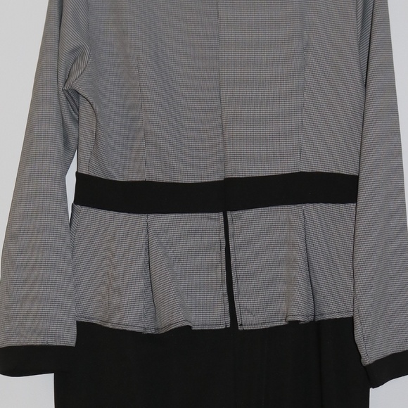 Long Sleeve Peplum Dress With Bow - Picture 6 of 6